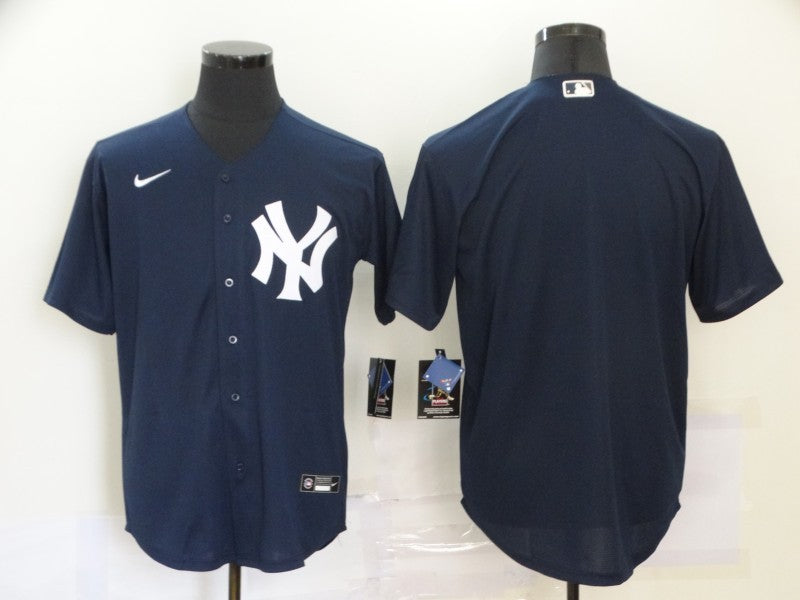 Size S--M---MLB New York Yankees Jersey