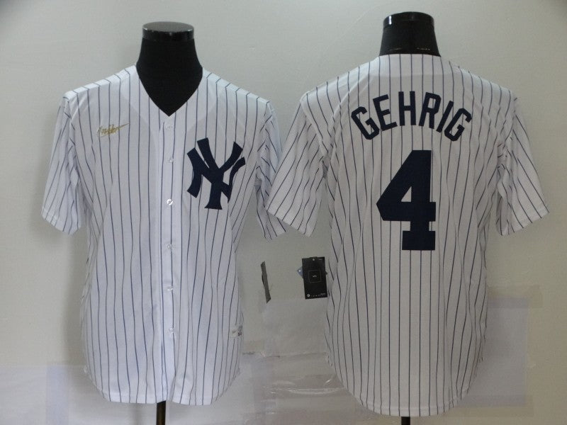 Size S--M---MLB New York Yankees Jersey