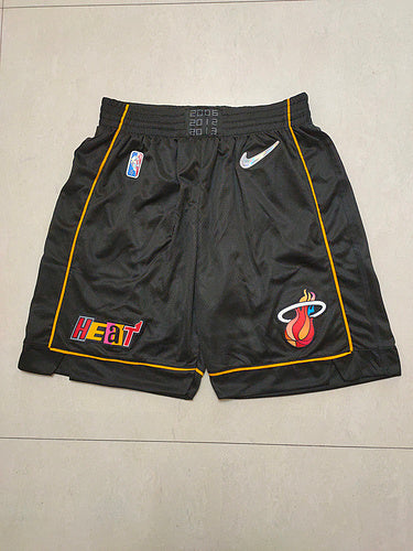 Size :S-M-L-XL-XXL-3XL--Miami heat shorts